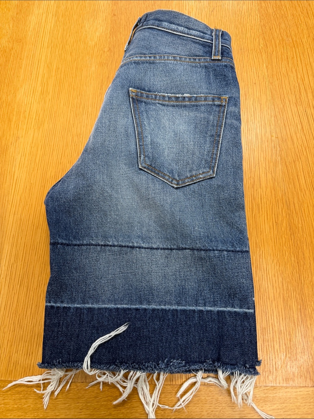 Current/Elliott The Seamed Shorts, Zephyr Destroy W/Released Hem